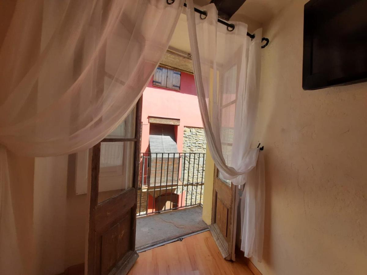 Casa Rural Cal Rocco Porta Del Pirineu Pobla de Segur Ngoại thất bức ảnh